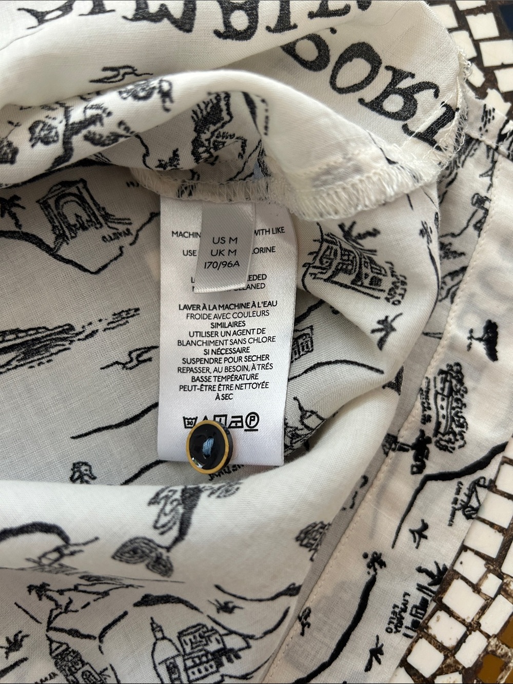 Geographical button down - Picture 4 of 6